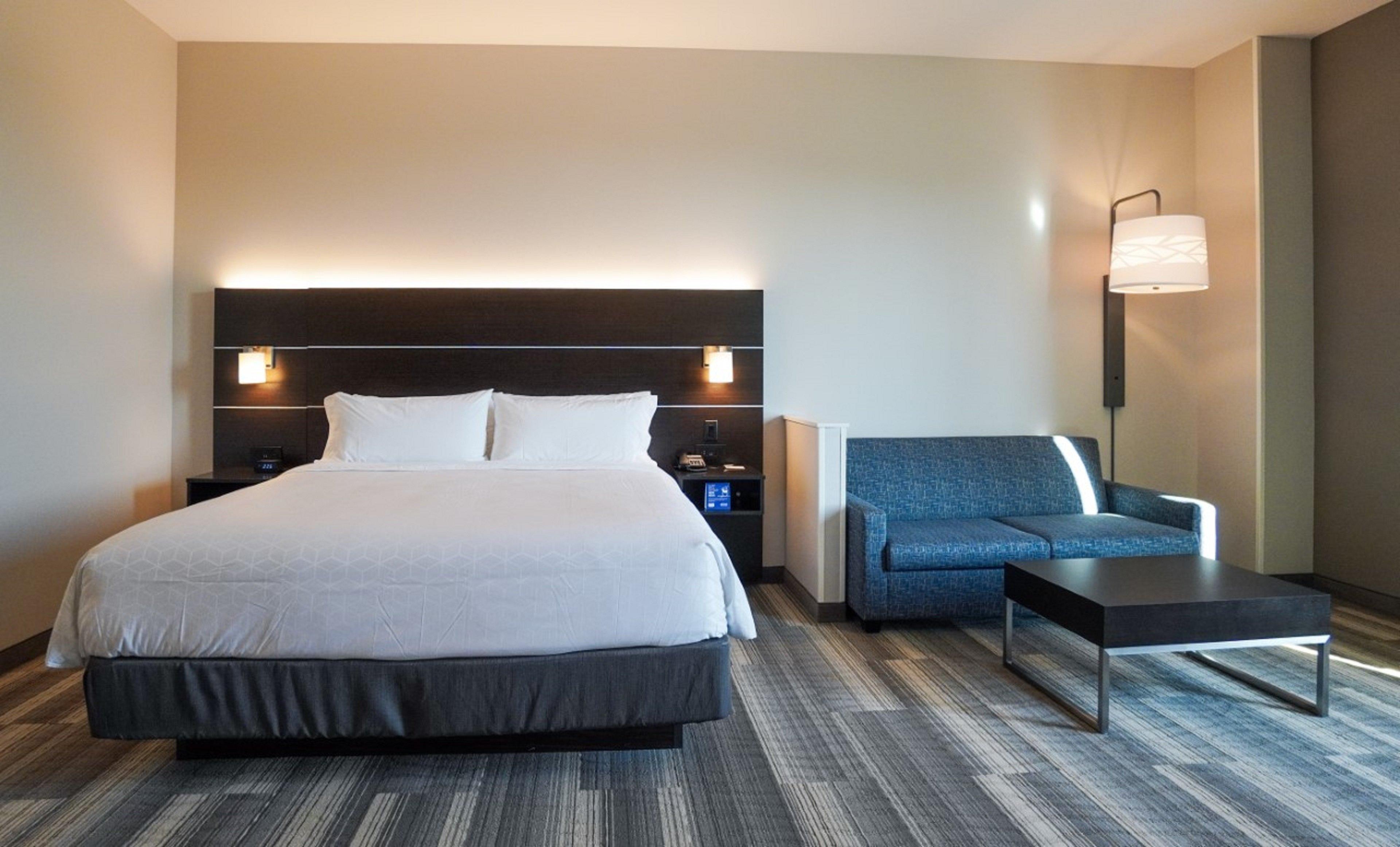 Hotel Express & - Berry Farms By Ihg